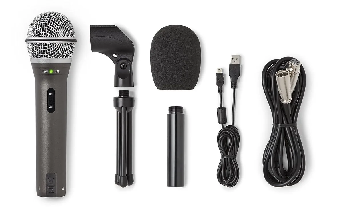 LORDWORLD LORDWORLD Q2U USB/XLR Dynamic Microphone Podcasting Pack — product photo
