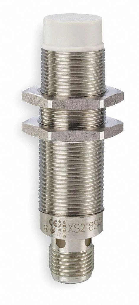 Cylindrical 18 mm stainless steel inductive proximity sensor with 5 m cable