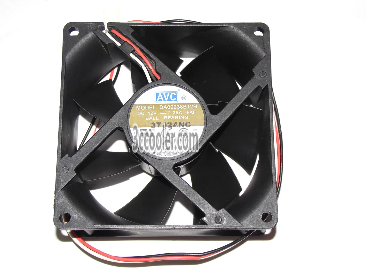 OEM Industries OEM Industries DA09238B12H 92mm 38mm 12V 1.35A 3-Wire Fan — product photo