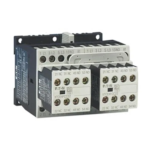Eaton Eaton XTCR009B21A 3-Pole 120V AC 9A Reversing Contactor — product photo