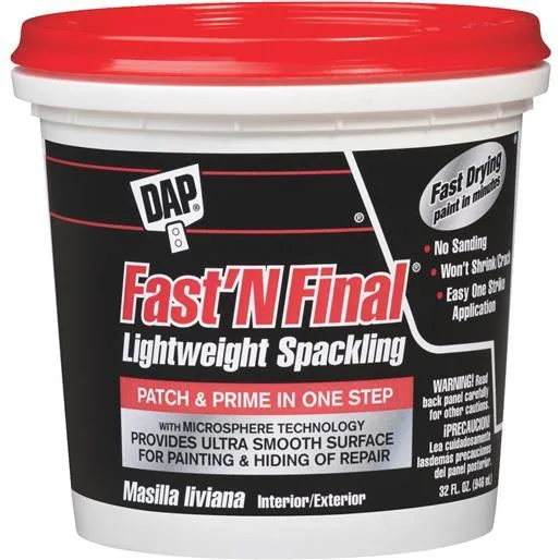White spackling paste in a 32 oz plastic tub with lid