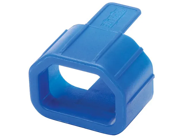 Blue plug-lock inserts for C14 power cords