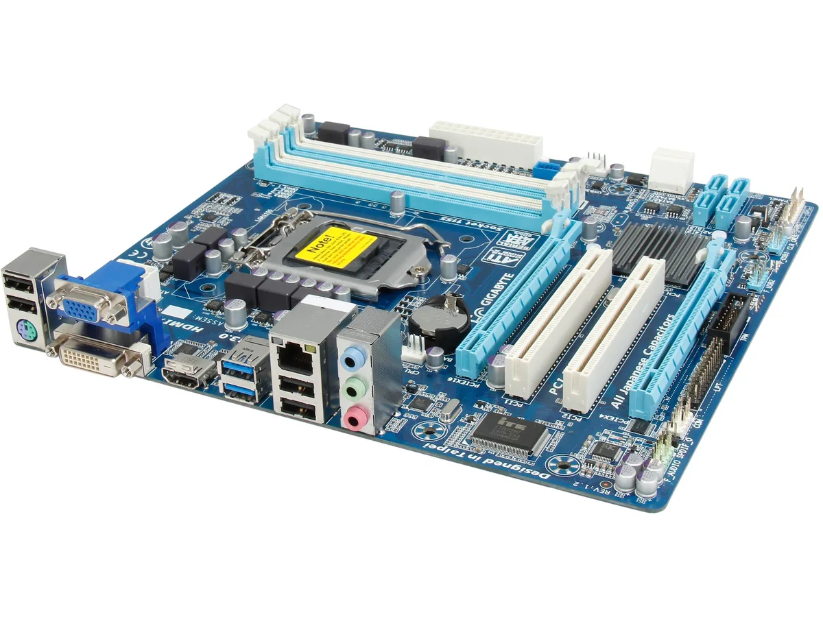 GIGABYTE GIGABYTE GA-B75M-D3H Intel motherboard — product photo