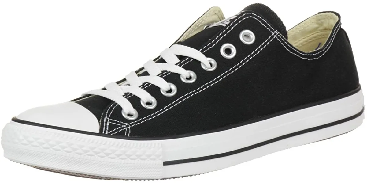 CONVERSE CONVERSE Chuck Taylor All Star Canvas Low Top Sneaker Black Size 6Men/8Women shoe — product photo