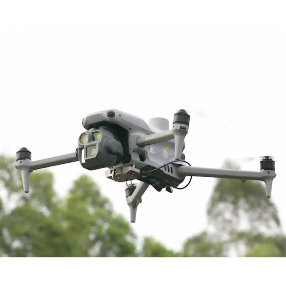sixvery sixvery M4TD drone accessory 2.3 kg payload IP43 315 g — product photo