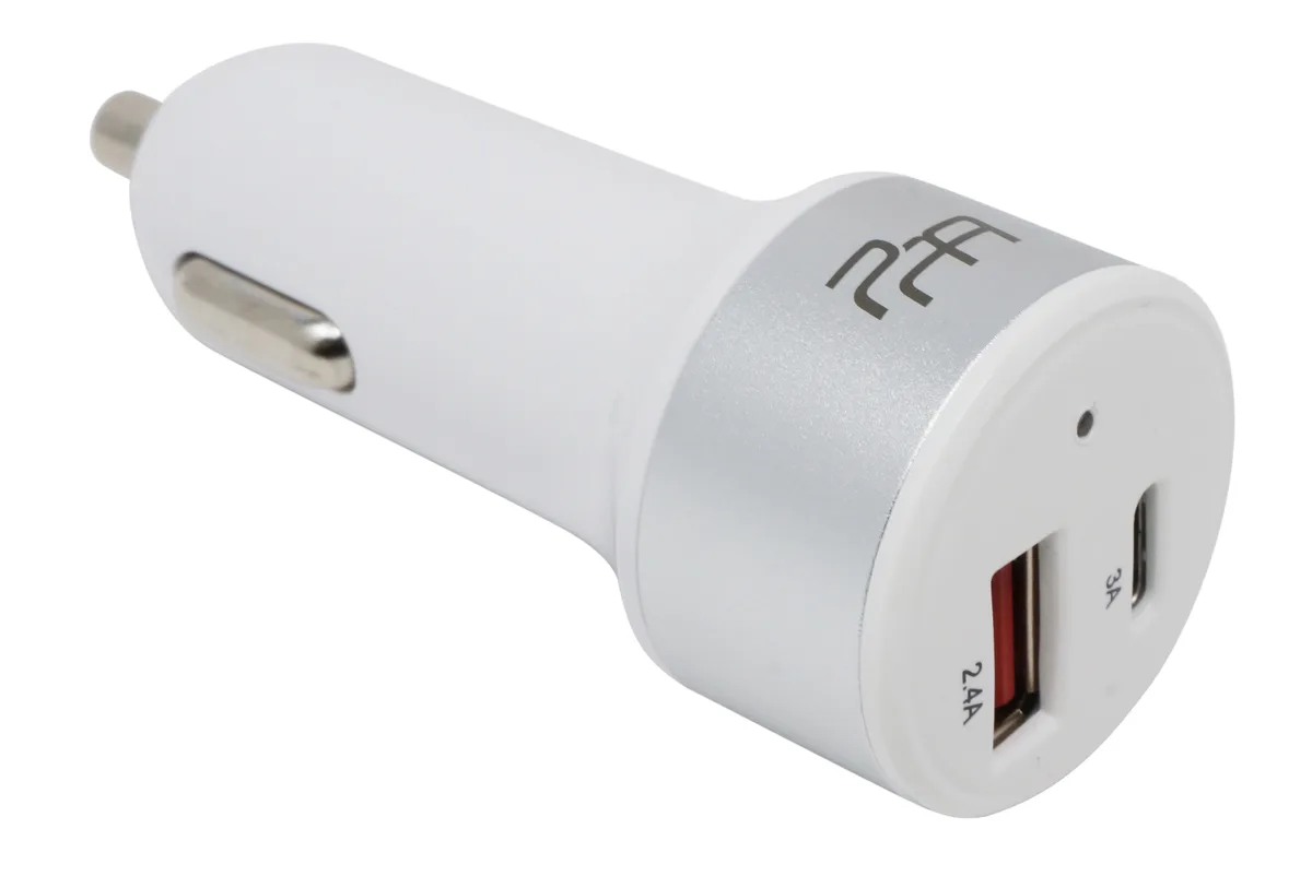 PPA International PPA International Car Charger Dual Port 27W USB-C/USB Arctic White — product photo