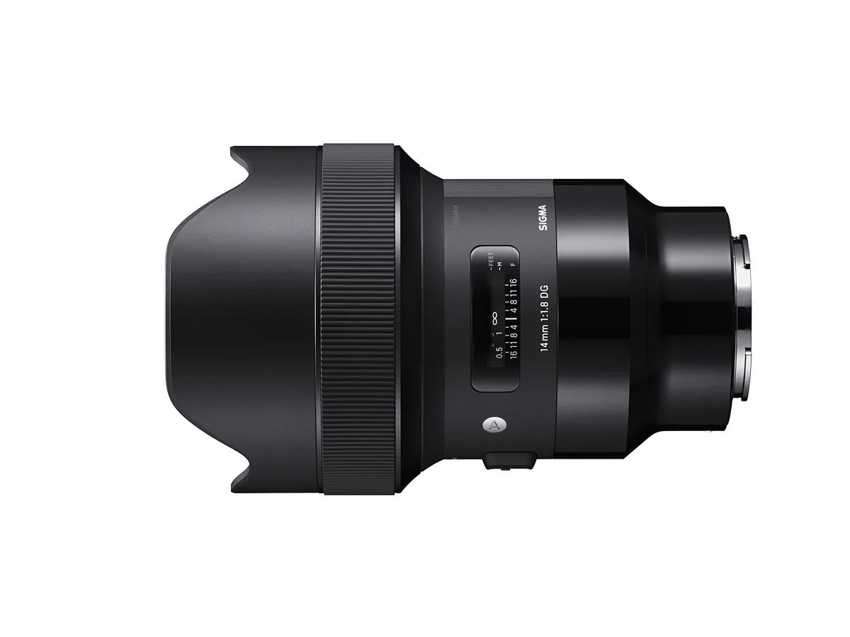 SIGMA SIGMA 14mm f/1.8 DG HSM Art camera lens Sony E — product photo