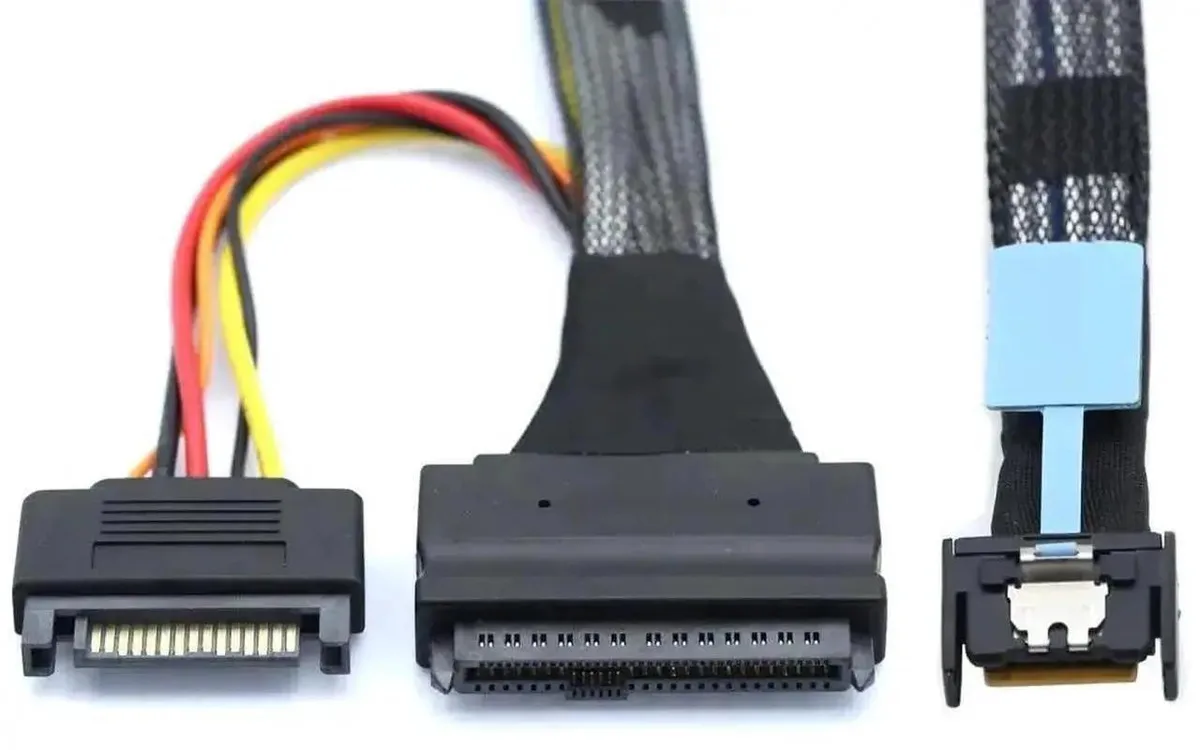 SMUGDESK SMUGDESK MCIO 4i SFF-8654 to U.2 SFF-8639 SAS Cable 100cm SATA 15Pin Power — product photo