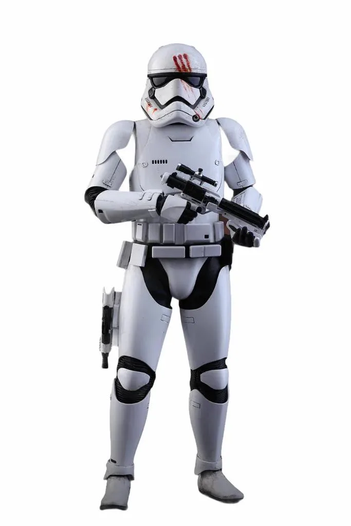 Hot Toys Hot Toys MMS367 Finn First Order Stormtrooper Version action figure — product photo