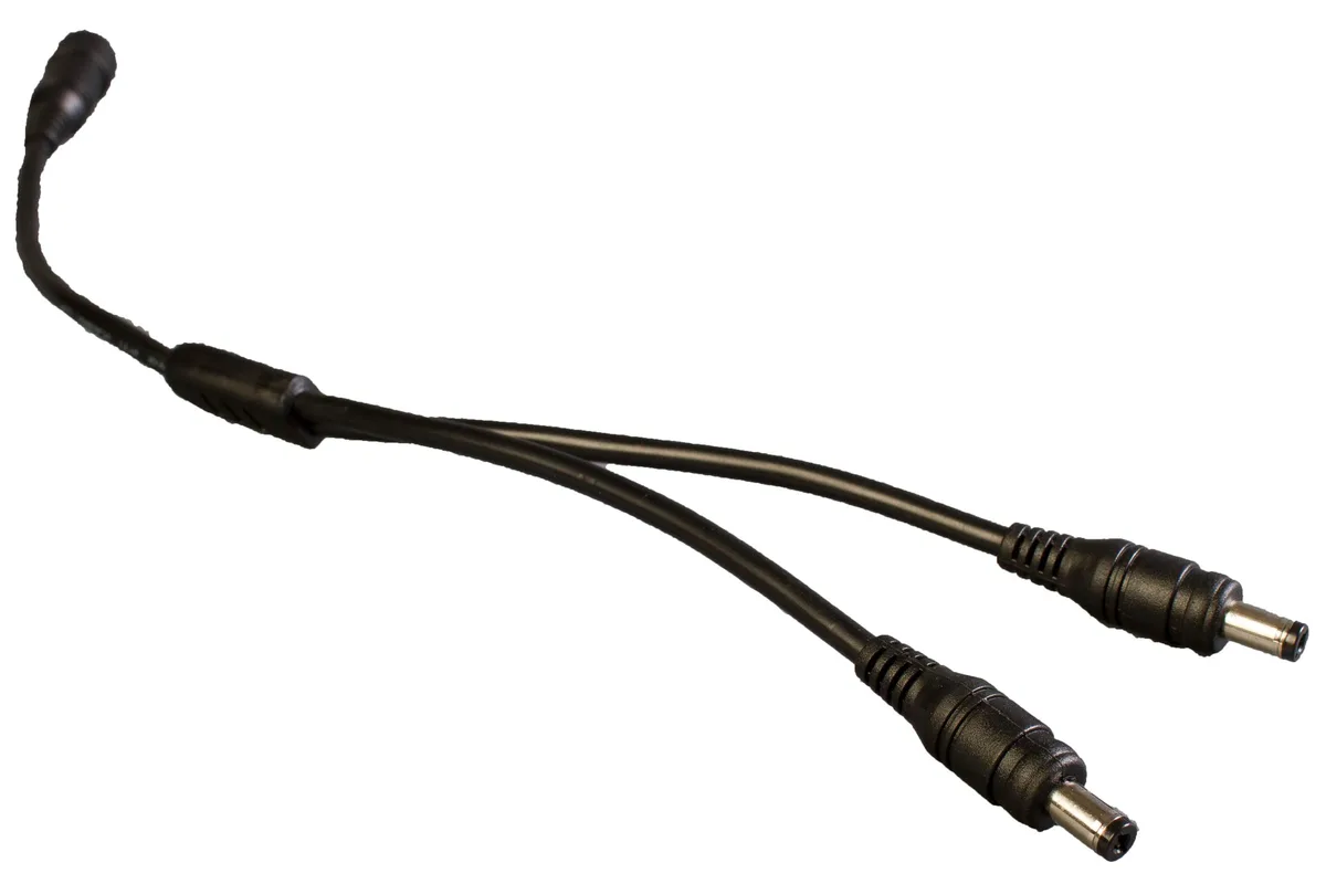 LED Updates LED Updates 18 AWG Splitter Cable 1 to 2 DC 5.5 x 2.1 mm 12 inch — product photo