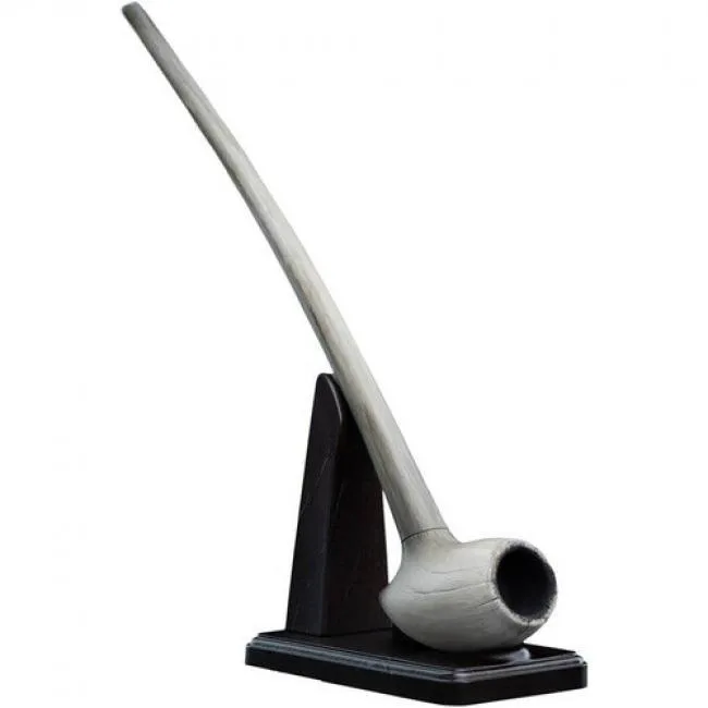 WETA WORKSHOP WETA WORKSHOP 86-39-04689 Saruman Pipe Prop Replica Action Figure — product photo