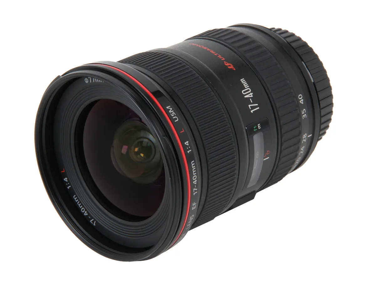 Canon Canon 8806A002 EF 17-40mm f/4L USM camera lens — product photo