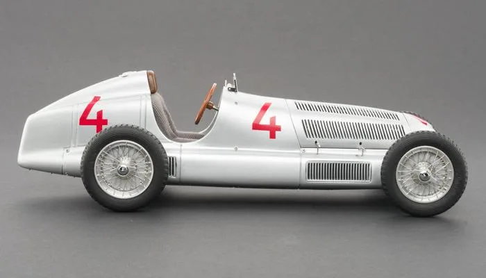 CMC International CMC International 1935 Mercedes W25 #4 Luigi Fagioli 1/18 Diecast Model Car — product photo