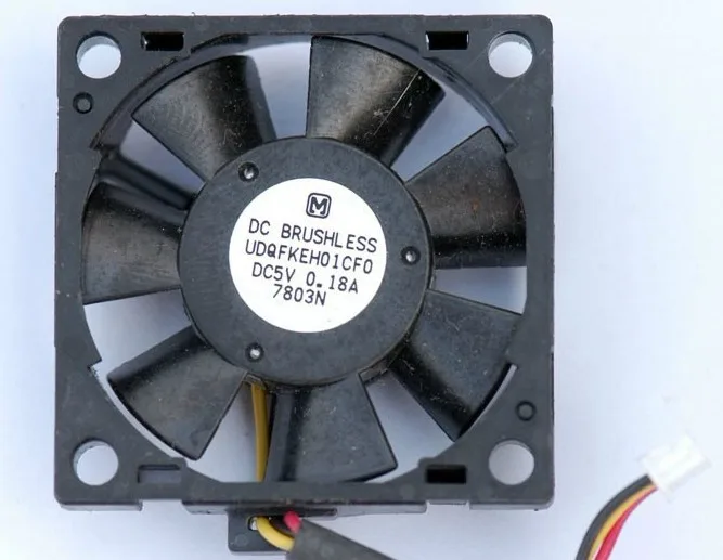 OEM Industries OEM Industries UDQFKEH01CF0 5V 0.18A 3-pin CPU cooler — product photo