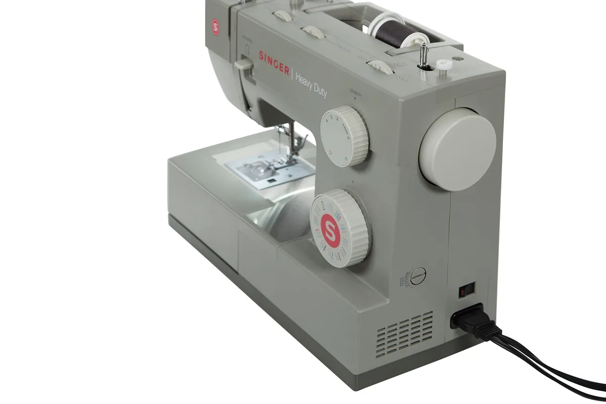 SINGER SEWING CO SINGER SEWING CO 4452 Heavy Duty Sewing Machine 110 Stitch Applications — product photo