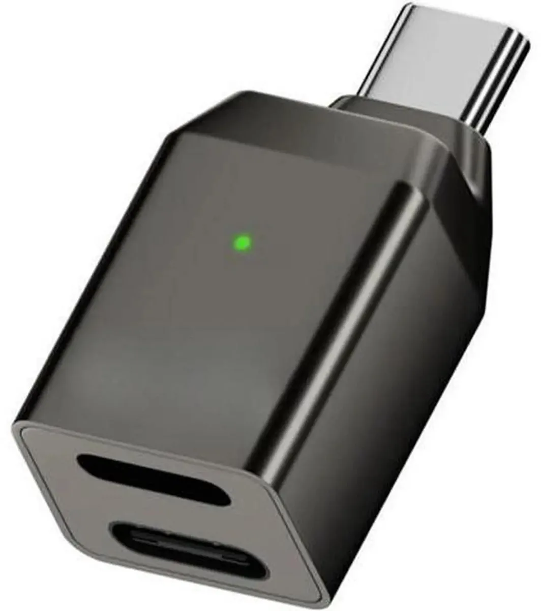 SMUGDESK SMUGDESK 2-in-1 USB-C to Lightning Audio Adapter with 45W PD Charging — product photo