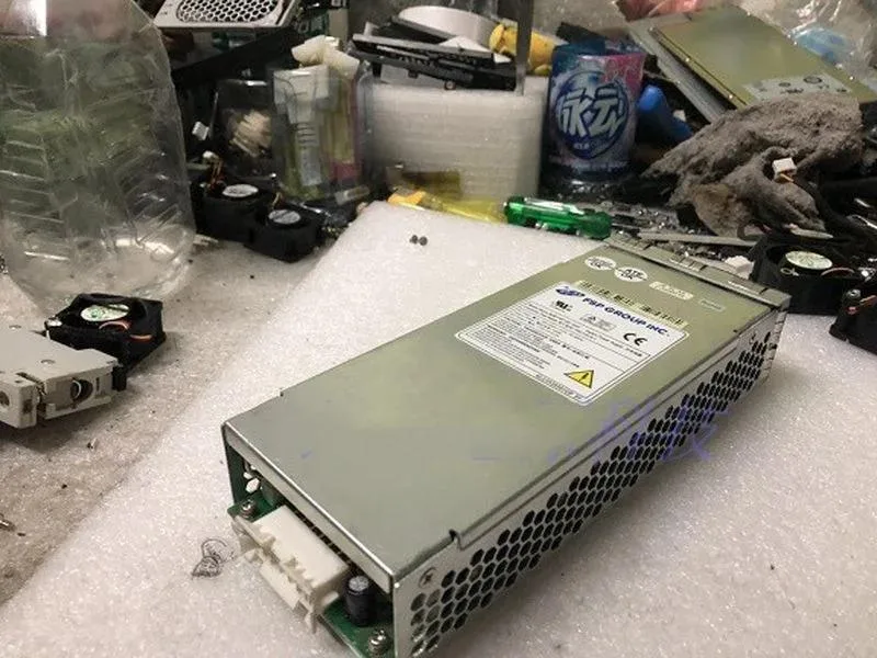 Supersuperuncle Supersuperuncle FSP100-1E02 PSC100-A server power supply — product photo