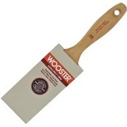Wooster Brush Company Wooster Brush Ultra-Pro Sable Varnish Brush 4176-3 3 in craft painting — product photo