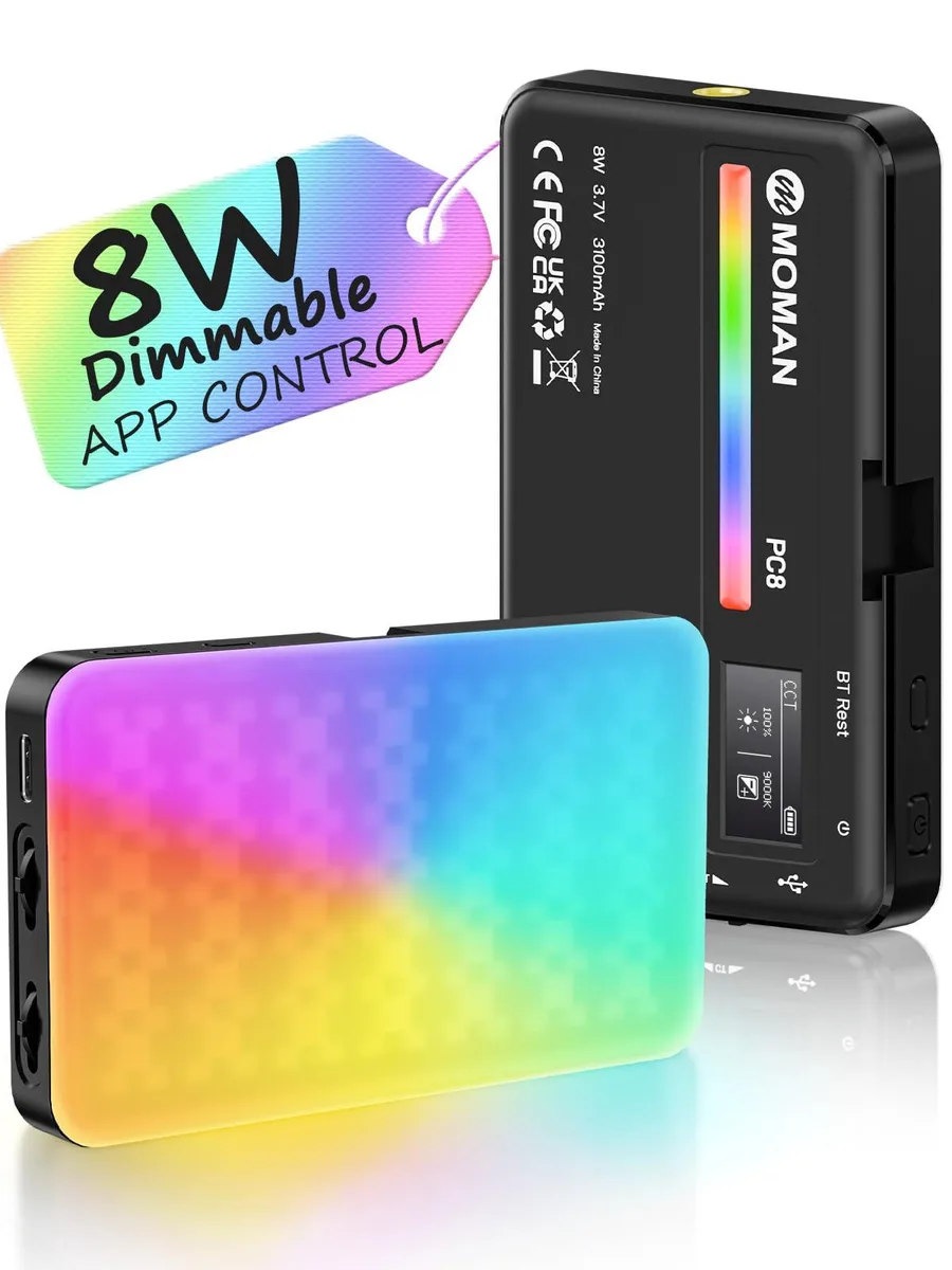  Moman On Camera Light RGB 2500-9000K CRI 95+ 3100mAh 13 Effects — product photo