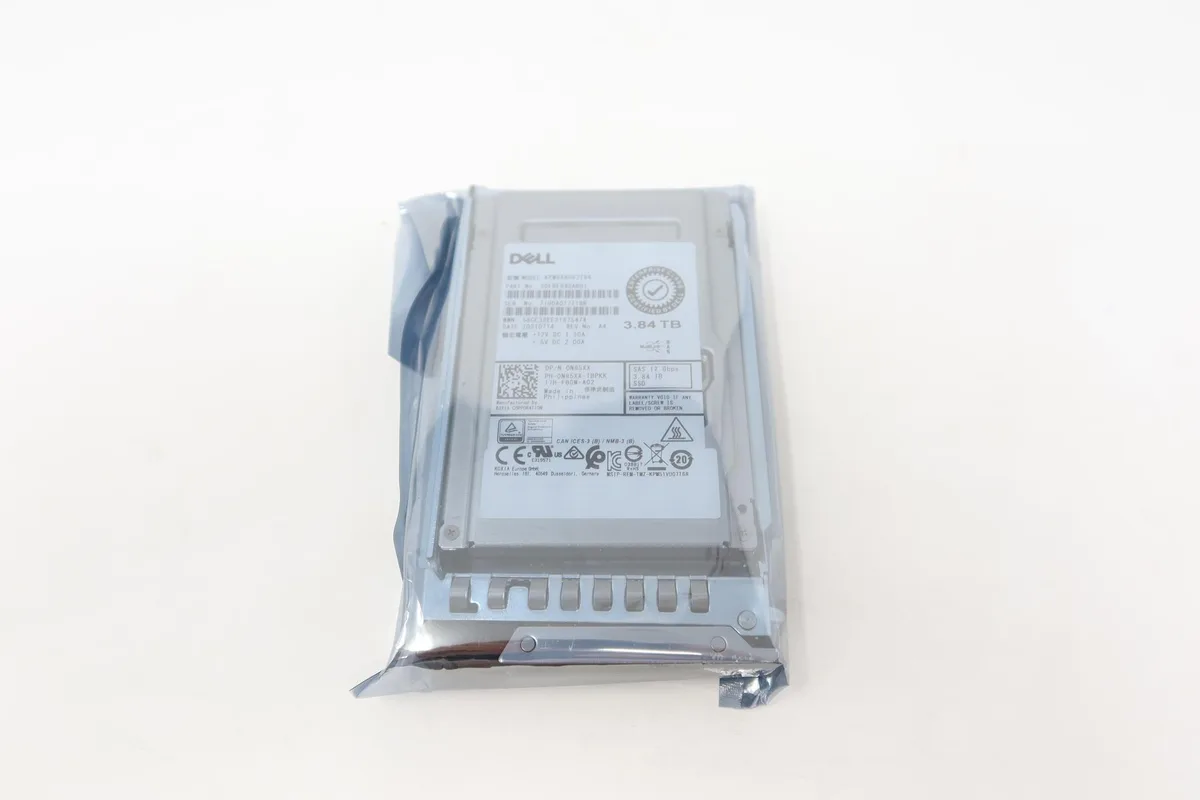 DELL DELL N85XX 3.84TB SAS 12G RI 2.5" Gen14 internal hard drive — product photo