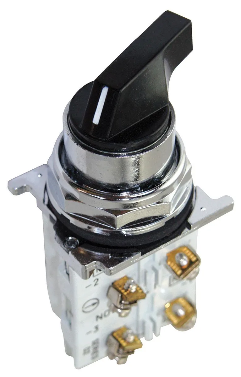 Black 30 mm selector switch with lever operator, three maintained positions