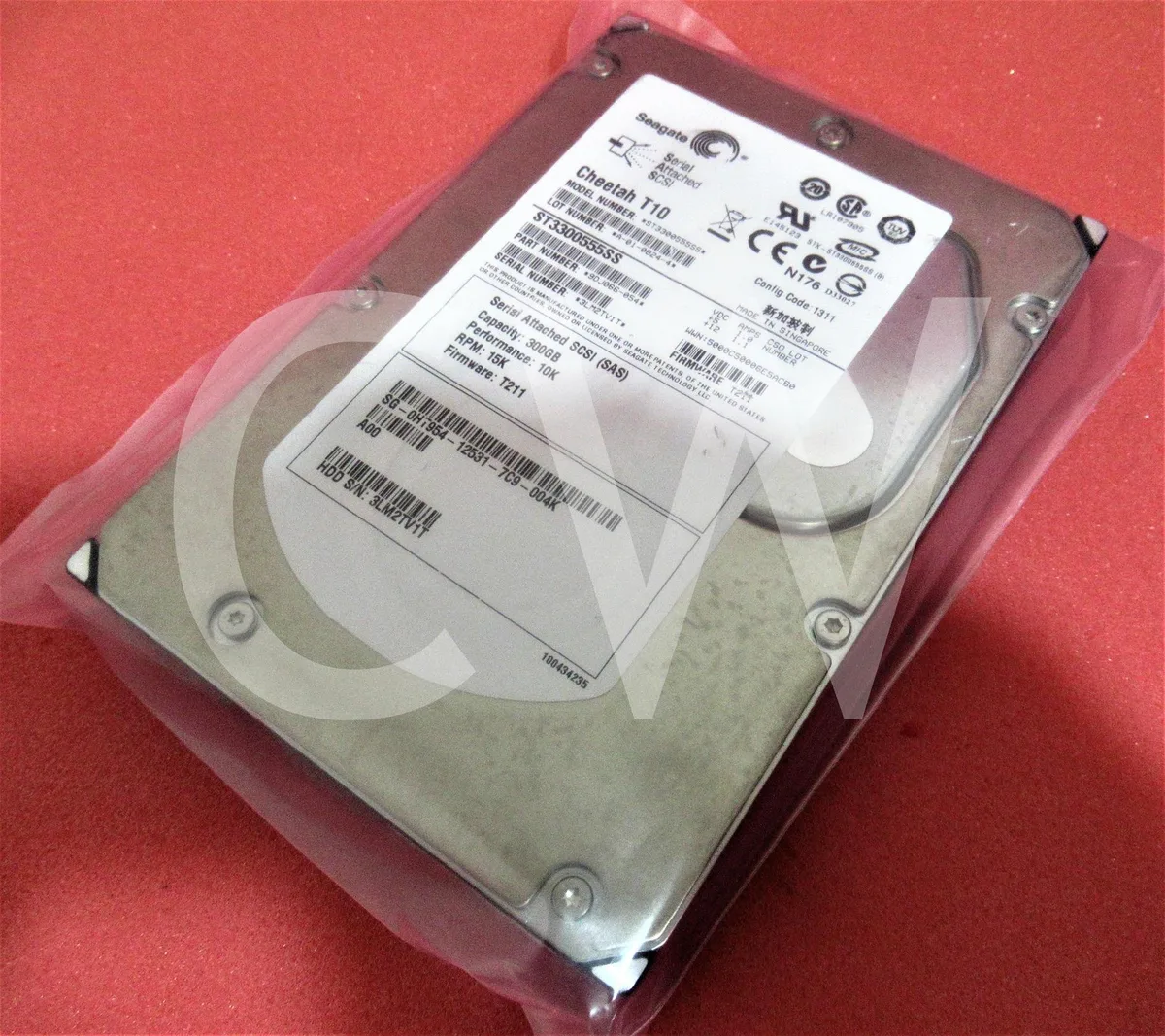 DELL DELL ST3300555SS 300GB 15K RPM 3.5" SAS internal hard drive — product photo