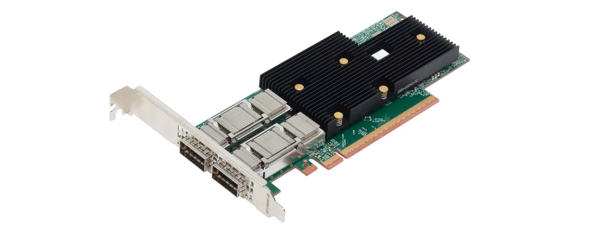Broadcom Broadcom BCM957608-P2200GQF00 dual-port 200 Gb/s QSFP112 PCIe 5.0 x16 network card — product photo