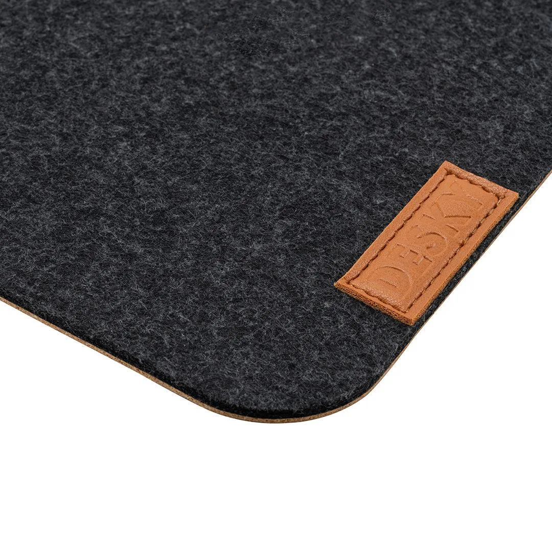Desky Desky Cork/Felt Desk Pad Small 11 x 8.6 in Dark Gray — product photo