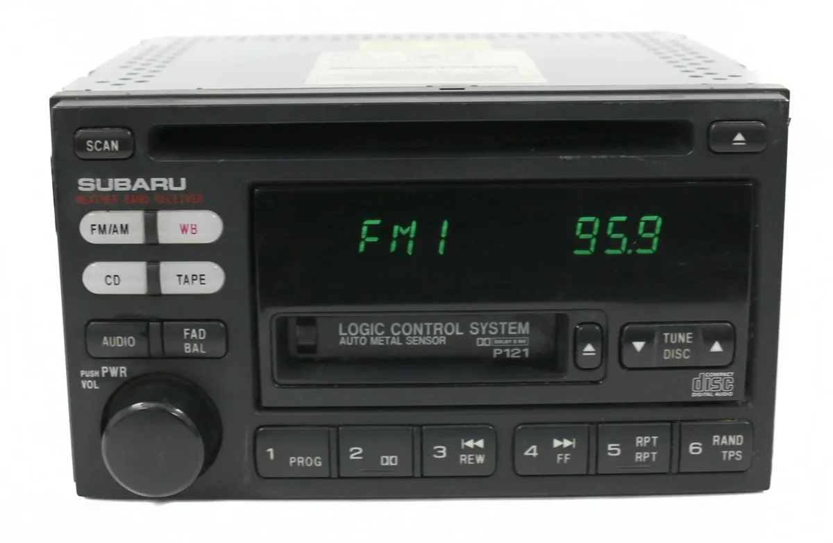 Remanufactured Subaru Legacy radio face P121 with lens scratches