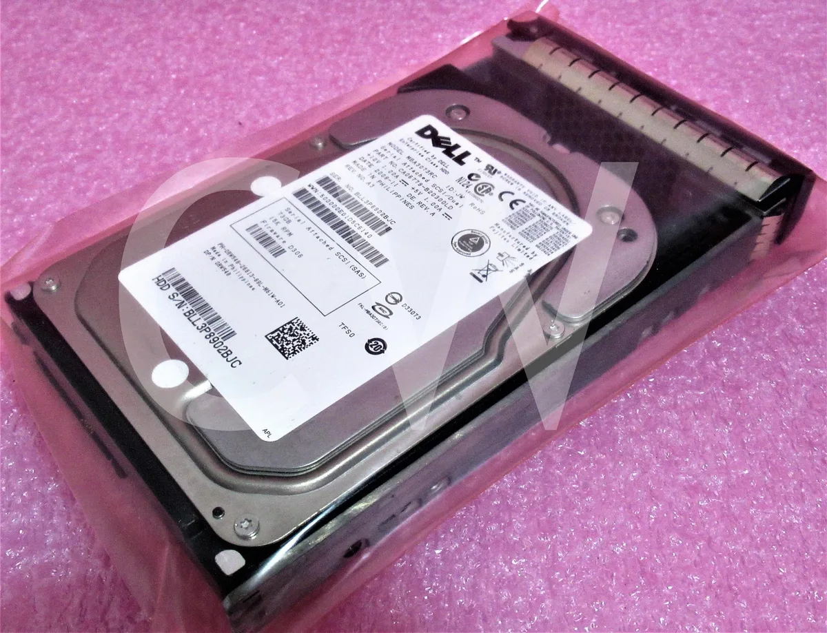 DELL DELL MBA3073RC 73GB 15000RPM 3.5" SAS 16MB internal hard drive — product photo
