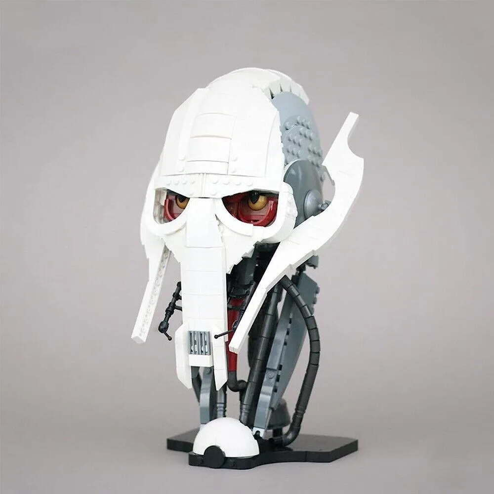 ZITIANYOUBUILD ZITIANYOUBUILD MOC-79164 Star Wars Helmet 694 Parts — product photo