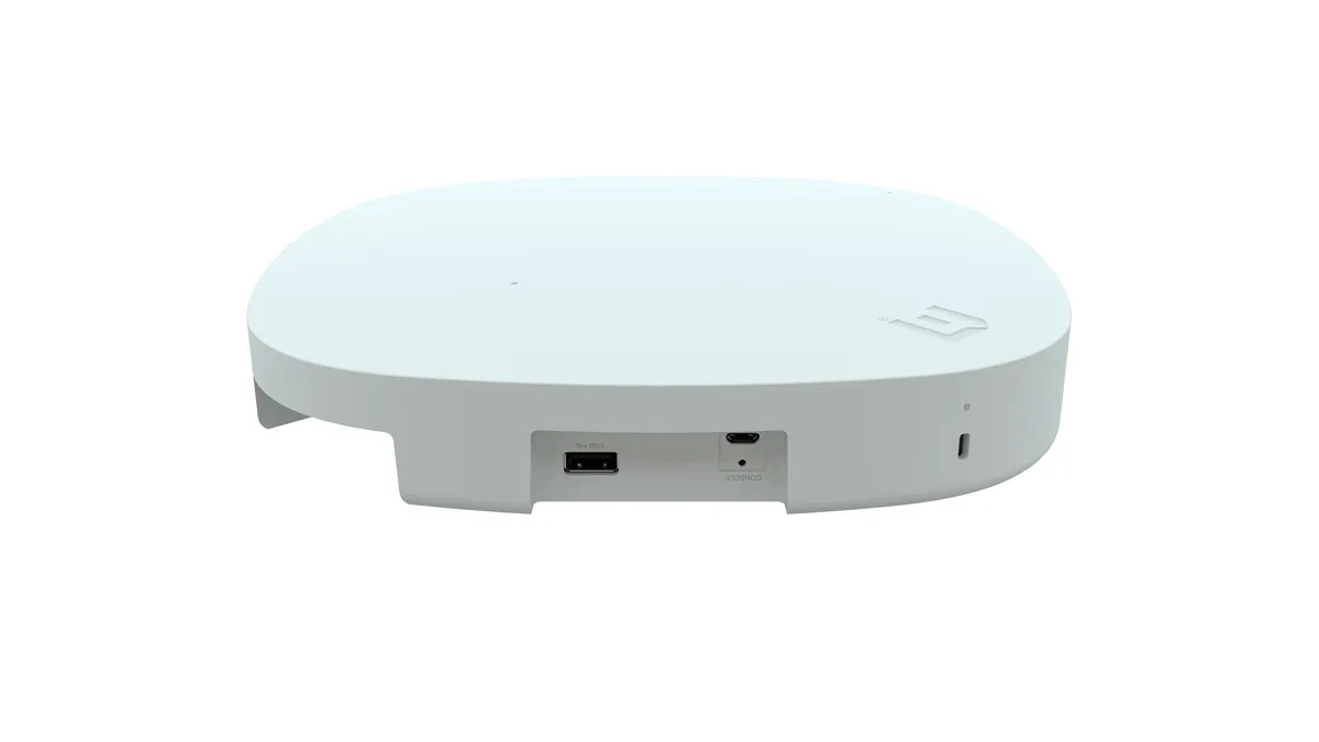 Extreme Networks Extreme Networks AP5010-WW WiFi 6e tri-radio access point — product photo