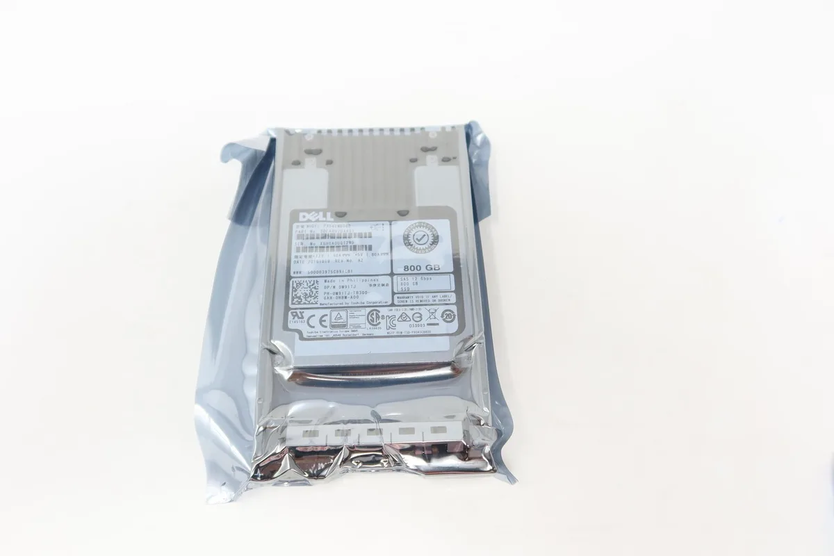DELL DELL PX04SMB080 800GB 2.5" 12G SAS SFF SSD — product photo