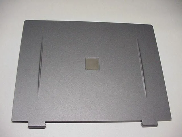 DELL DELL Latitude CS 13.3" LCD Back Cover 5550P — product photo