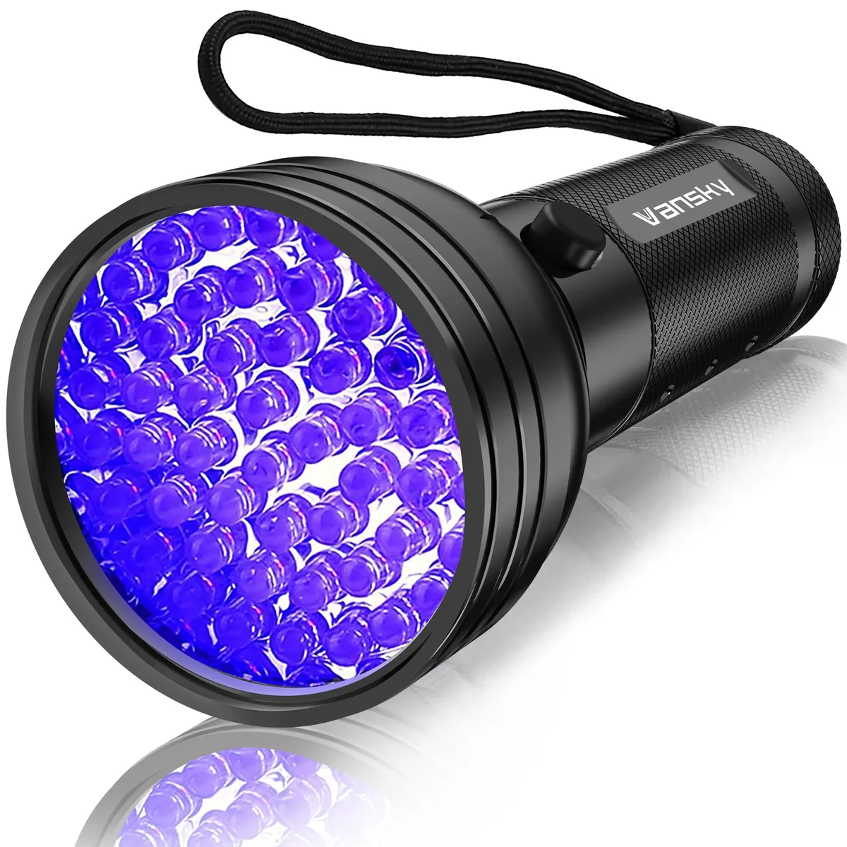 Black aluminium UV flashlight, 51 LEDs, pocket size, takes three AA batteries