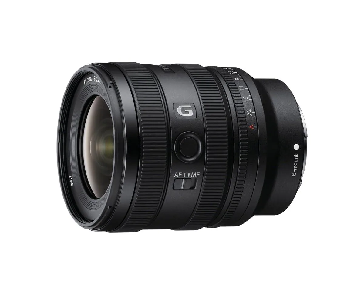 Black compact Sony FE 16-25mm F2.8 G zoom lens with matte finish and focus ring