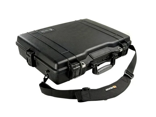 Pelican Products, Inc. Pelican 1495-003-110 17" laptop case — product photo