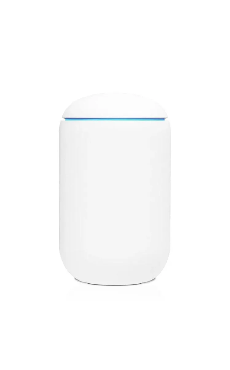 Ubiquiti Networks Ubiquiti UniFi Dream Machine UDM-US wireless router — product photo