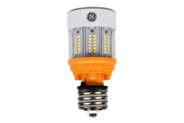 GE GE LED45ED17/750/HAZ 45W 7000lm 5000K 120-277V E26 light bulb — product photo