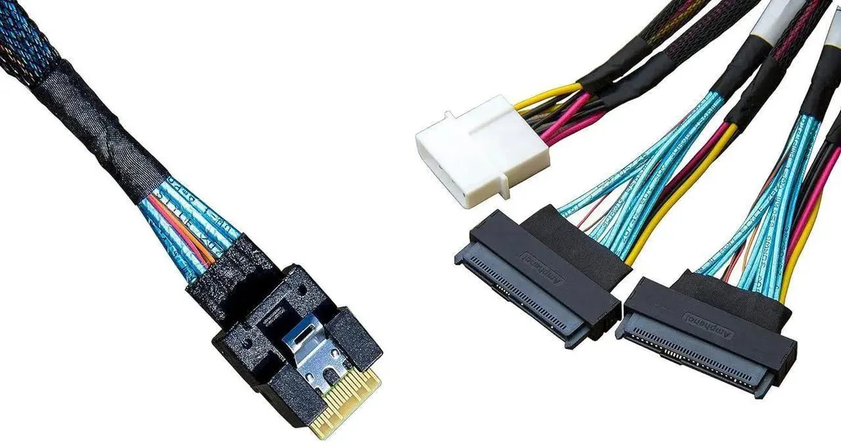 SMUGDESK SMUGDESK SlimSAS 8X to 2×U.2 NVMe Adapter Cable 75CM — product photo