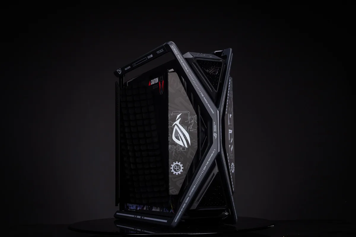 Corn Electronics Corn Electronics GR701 E-ATX PC case 420 mm radiator four 140 mm fans Transformers edition — product photo