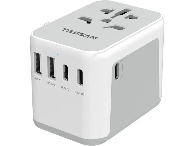 LORDWORLD LORDWORLD Universal Travel Adapter 5.6A 28W 3 USB-C 2 USB-A — product photo