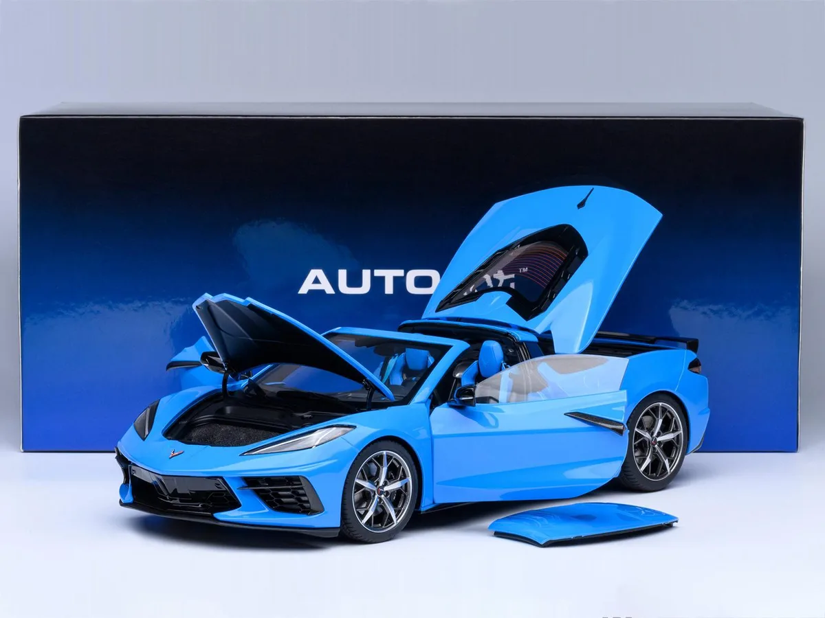 Autoart Autoart 2020 Chevrolet Corvette C8 Stingray Rapid Blue 1/18 hobby collectible — product photo