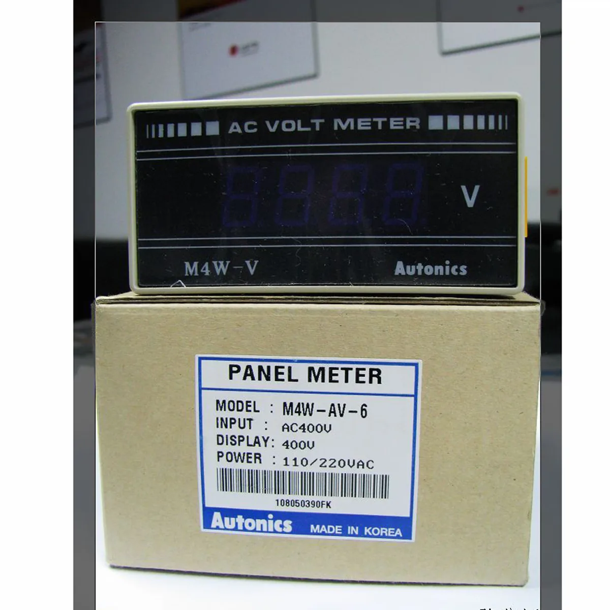 Autonics Corp Autonics Corp M4W-AV-6 Digital Panel Voltmeter 400V 14mm LED — product photo