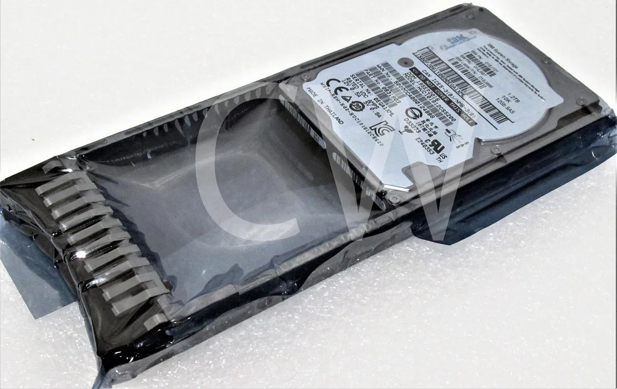 IBM IBM V3700 V2 1.2TB 10K RPM 12Gb/s 2.5" SAS Hard Drive HUC101812CSS200 — product photo