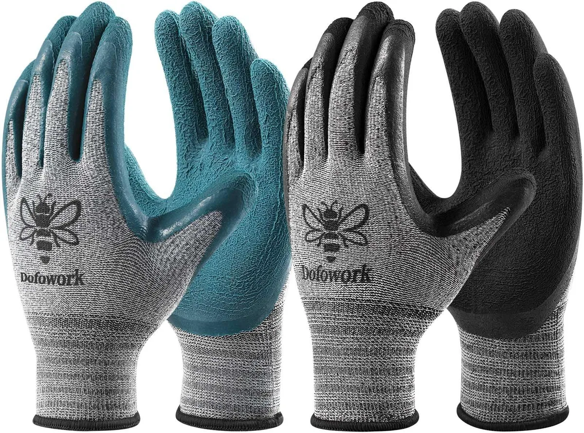 Six pairs of large black-and-green latex-coated gardening gloves with knitted backs and elastic wrists
