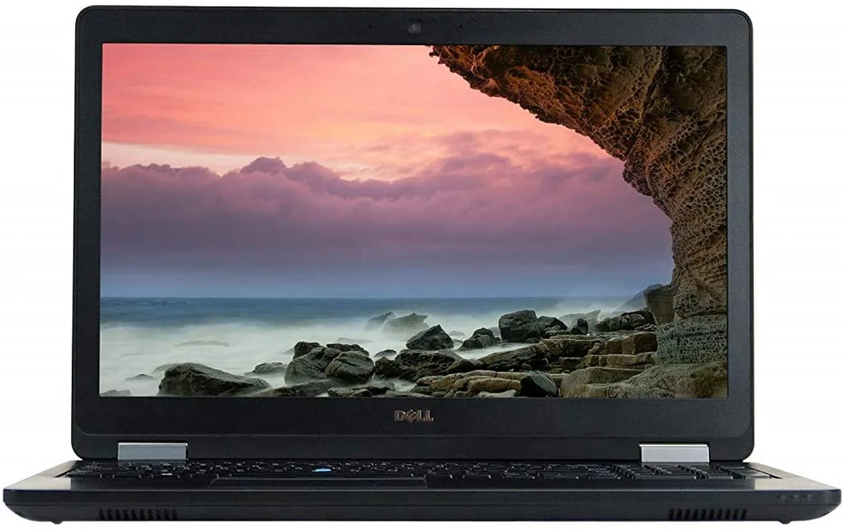 DELL DELL Latitude E5570 laptop i5-6200U 2.30GHz 15.6" HD 8GB 500GB SSD — product photo