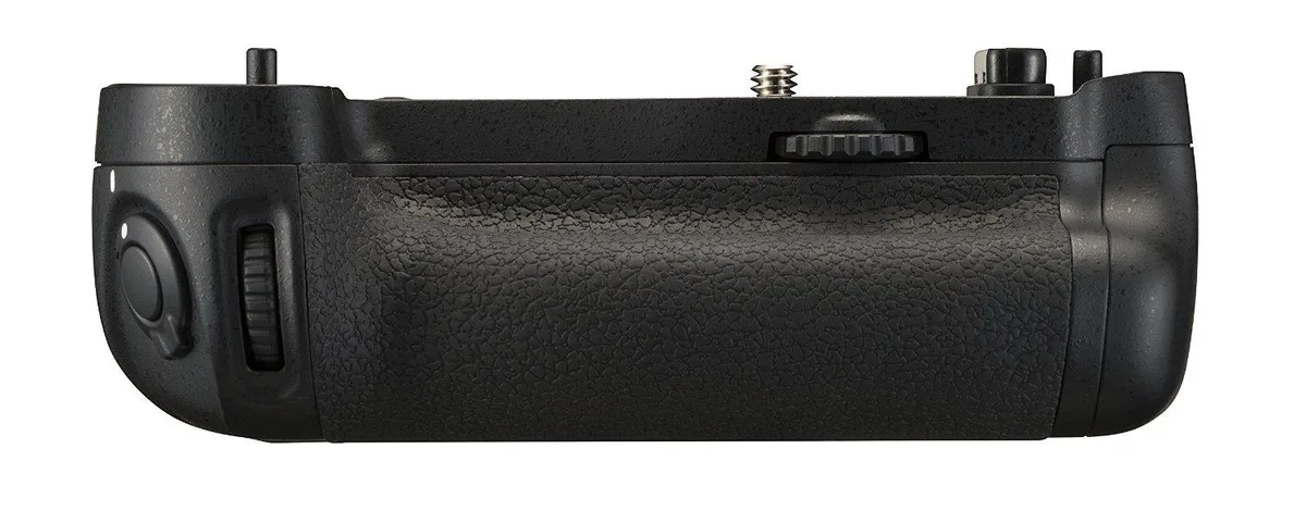 Nikon Inc Nikon MB-D16 Multi Battery Power Pack Grip for D750 International Model — product photo