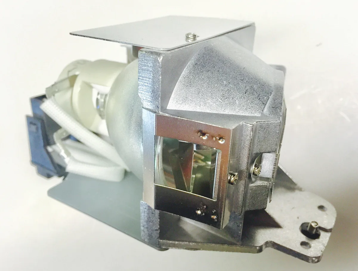 BenQ MX720 replacement lamp module in black housing