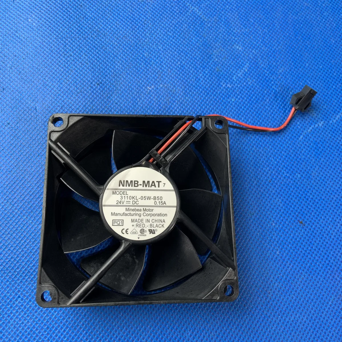 SXDOOL SXDOOL 3110KL-05W-B50 24V 80x80x25mm axial fan accessory — product photo